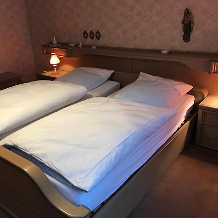 Gemuetliches Gaestehaus! Waldkraiburg Kültér fotó
