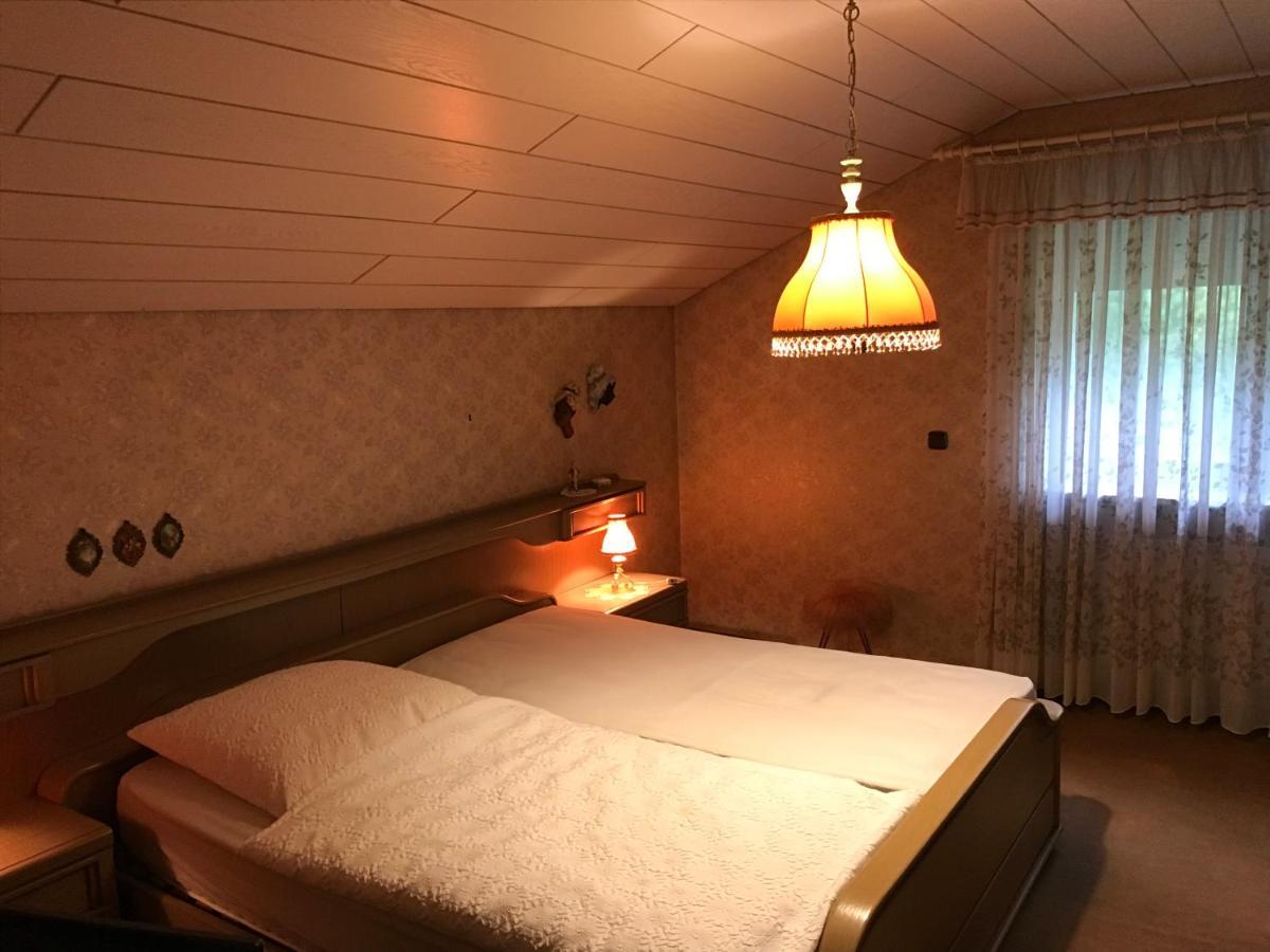 Gemuetliches Gaestehaus! Waldkraiburg Kültér fotó